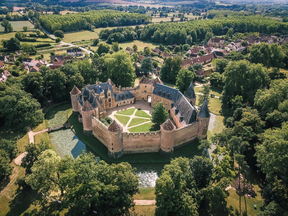Chateau D'Ainay-Le-Vieil Exterior foto